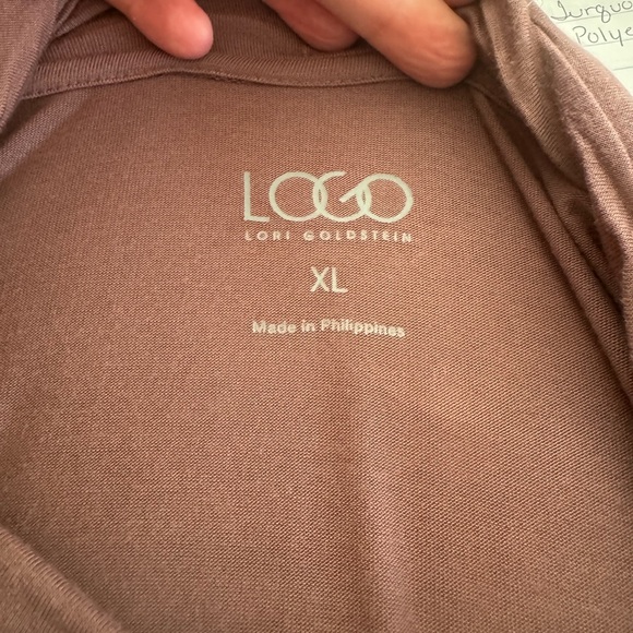 GUC  LOGO by Lori Goldstein Long Sleeve Top with Tie at Neck & Handkerchief Hem - Picture 3 of 4